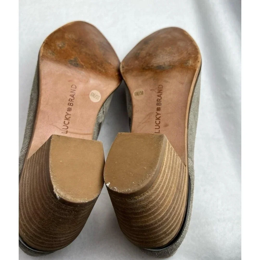 Lucky Brand 8 Basel Grey Suede Metal Toe Detail Side Zip Stacked Heel Booties